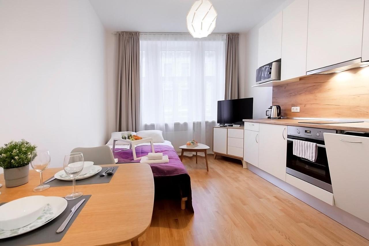 Residential Barona Apartments In Riga Centre Exterior foto